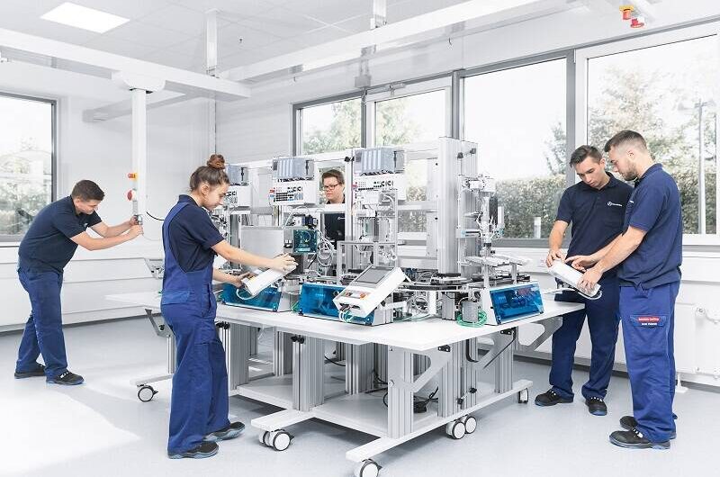 Driving Efficiency: Trends and Dynamics of the Medical Equipment Maintenance Industry
